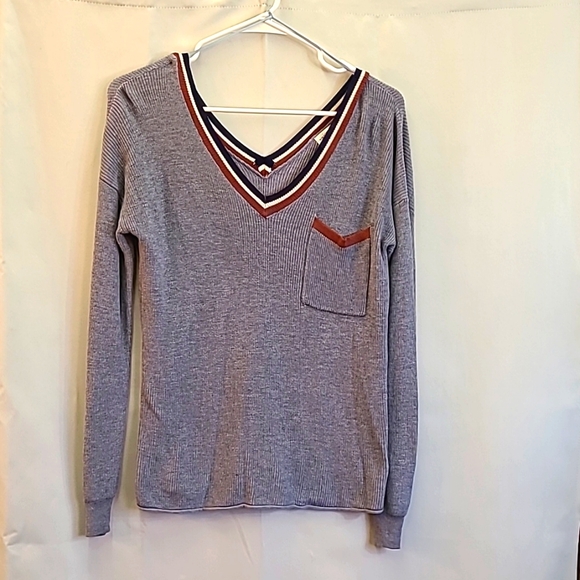 Hippie Rose Sweaters - (9532) NWT Hippie Rose sweater